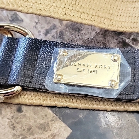 Michael Kors Leather Raffia Stretch Belt - Picture 2 of 6